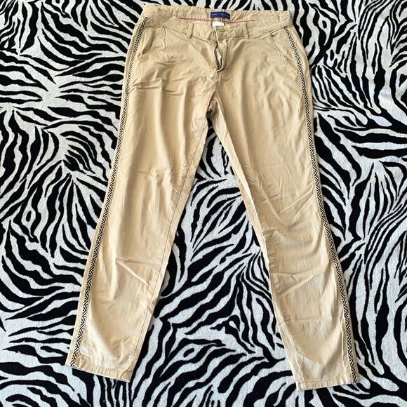 3/$15 Simply styled by sears khaki Aztec printed sides khaki skinny pants size 4 - Picture 1 of 10